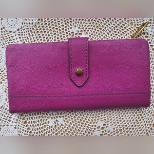 Fossil Lainie Clutch Leather Wallet Fuchsia Used